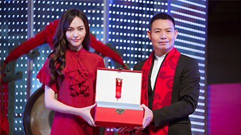 中国美正当红，游艇会yht206A股上市，引领新时代